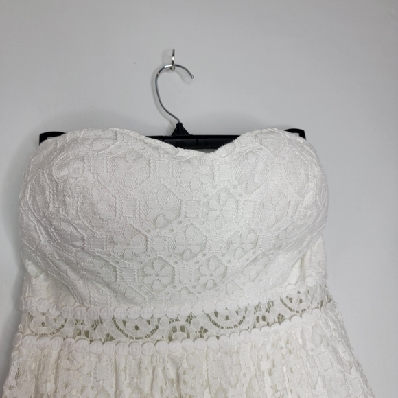 Lilly Pulitzer White Strapless Lace Dress - Picture 10 of 12